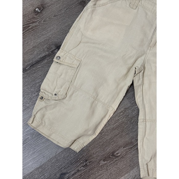 Columbia Sportswear Women's Beige Cargo Capri Hiking Pants Size 12 - Picture 2 of 6